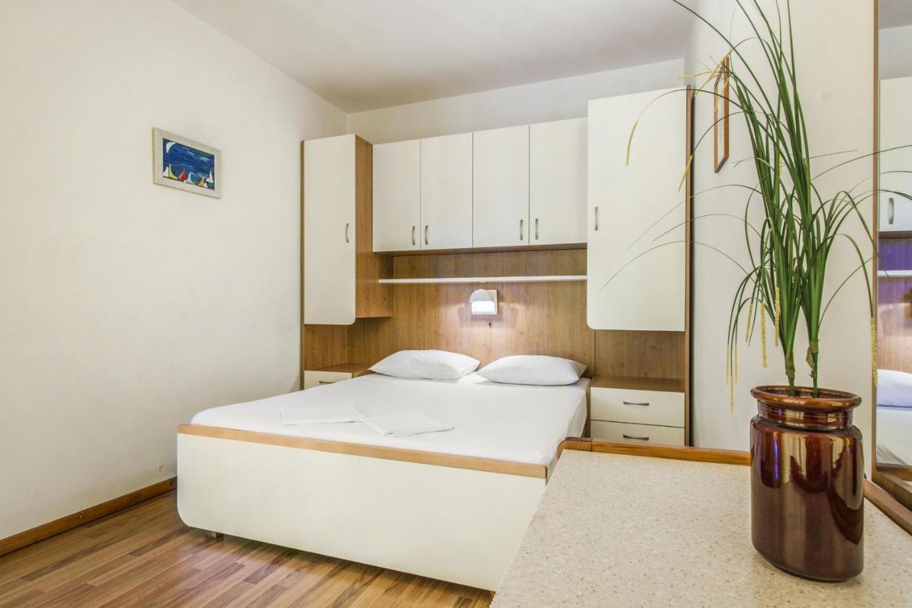 Apartments Konta City Center Vodice Exterior photo